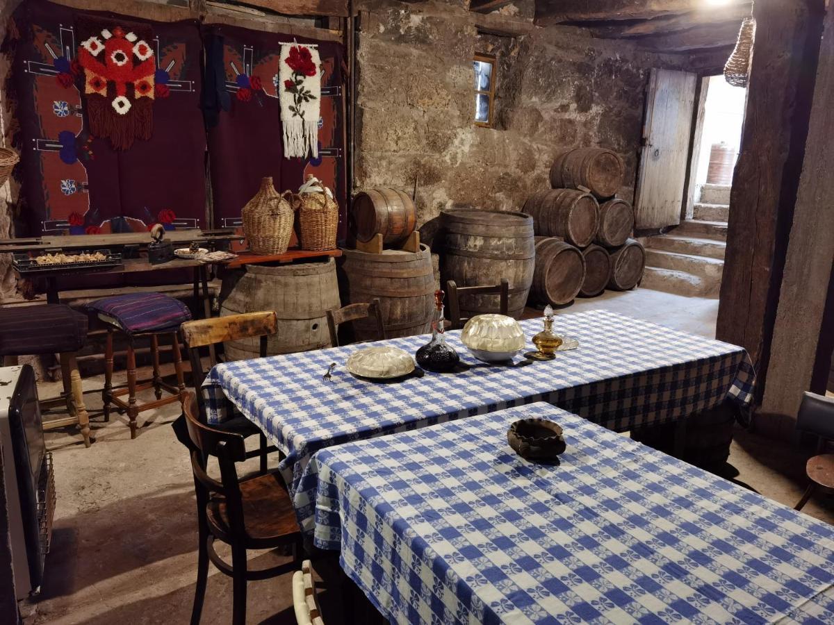 Kır Evi -guest House -ramonda Serbika Ni