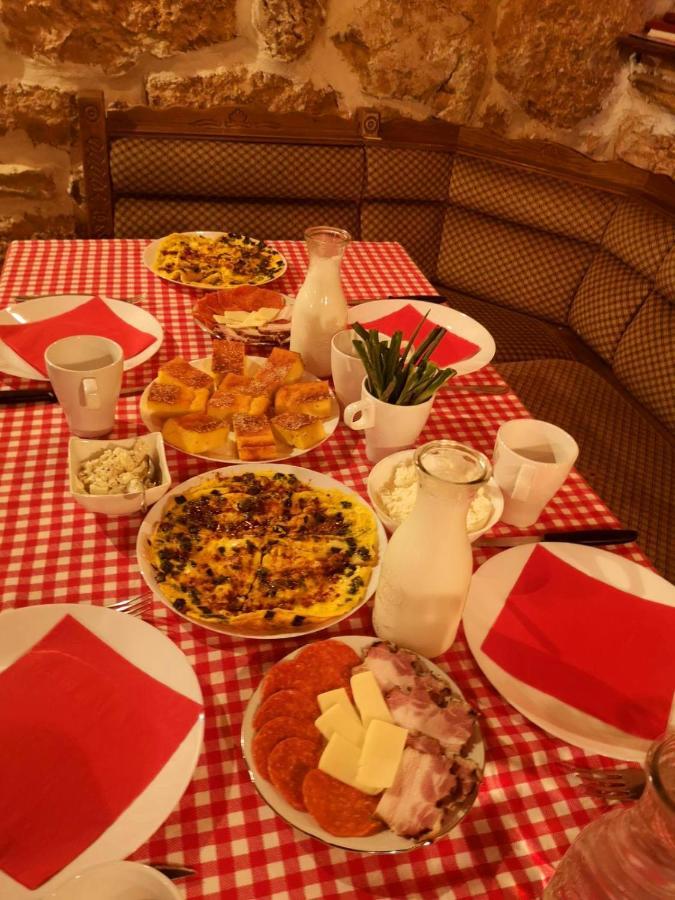 -guest House -ramonda Serbika * Ni