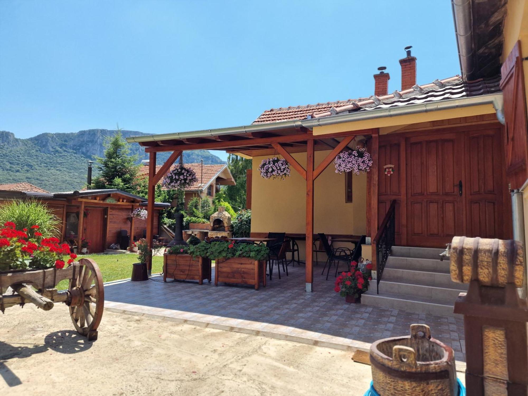 Kır Evi -guest House -ramonda Serbika *